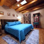 Enchanted Casita With Private Outdoor Hot Tub And Patio, Near Plaza, Sleeps 4 With Free Parking * Santa Fe