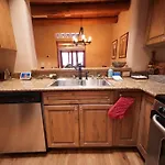 Apartamento Enchanted Casita With Private Outdoor Hot Tub And Patio, Near Plaza, Sleeps 4 With Free Parking Santa Fe