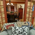 Enchanted Casita With Private Outdoor Hot Tub And Patio, Near Plaza, Sleeps 4 With Free Parking Apartamento Santa Fe