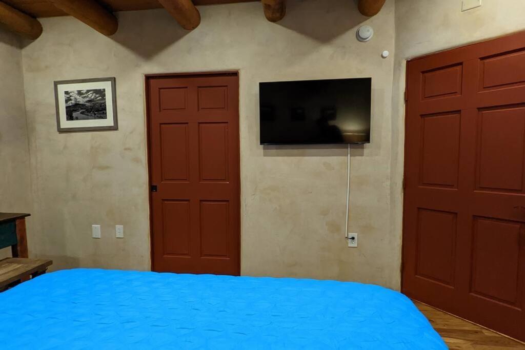 Oasis: Cozy Retreat With Hot Tub Near Town Square Apartamento Santa Fé